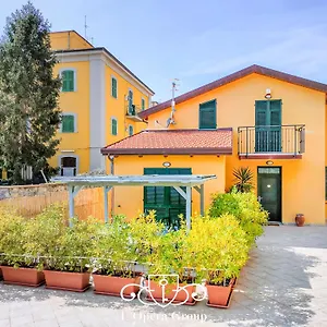 villa-livia-lopera-group.hotelitalianriviera.com/